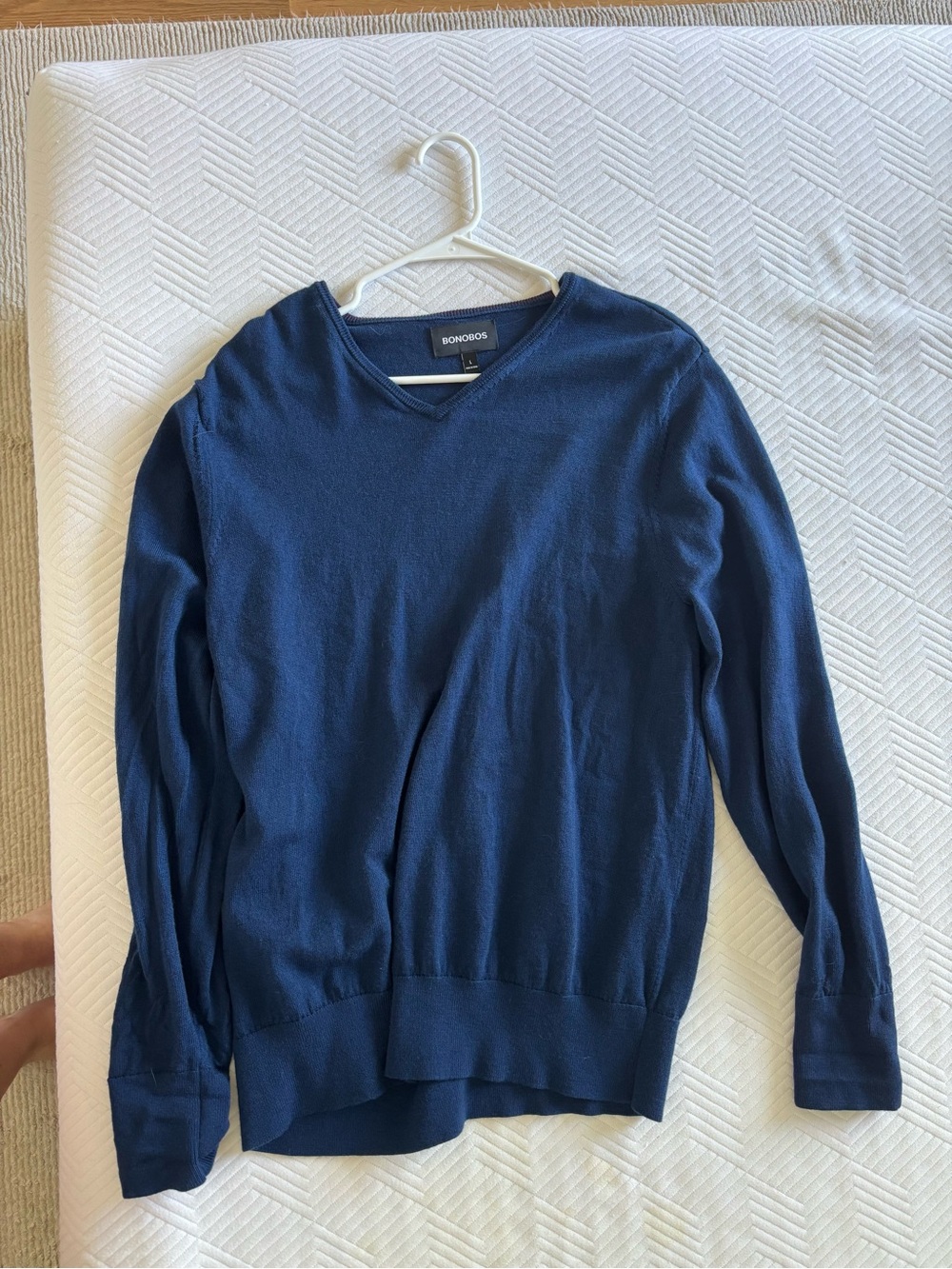 Bonobos Men’s Deep Blue V-Neck Sweater